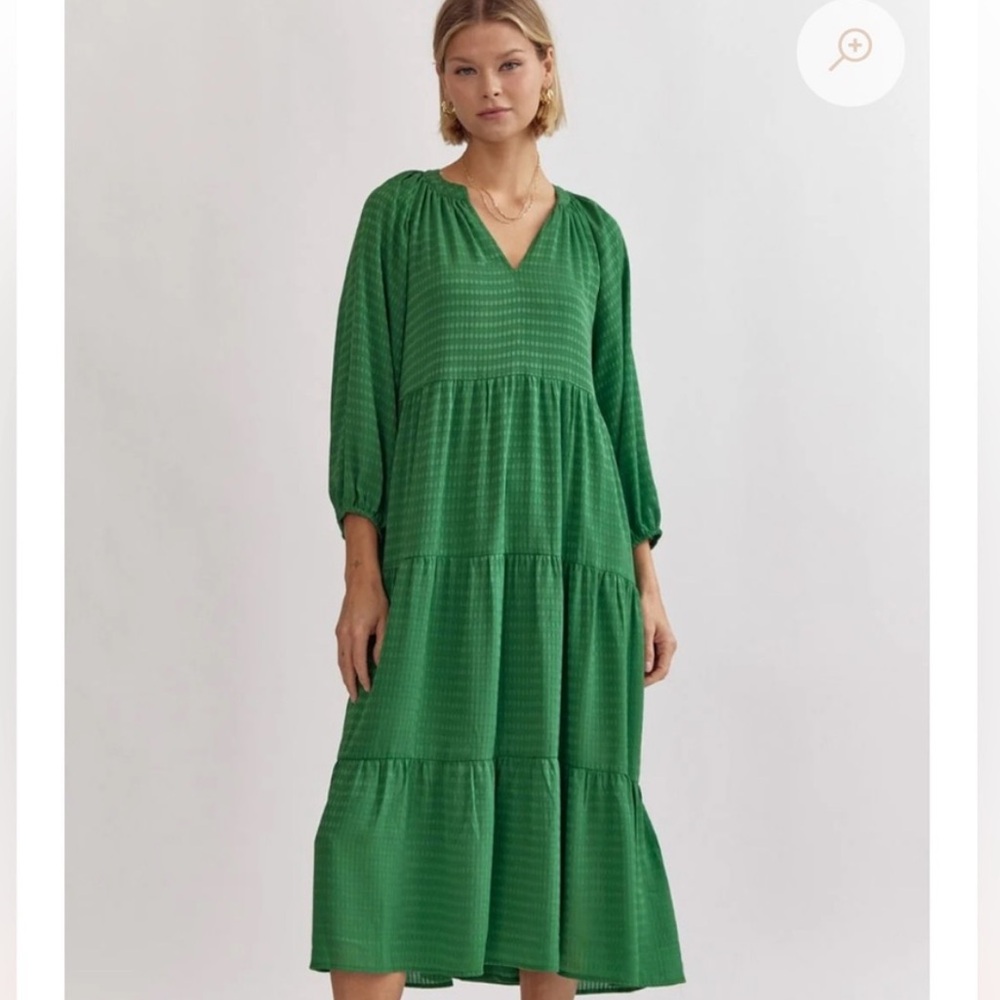 Entro Green Tiered Midi Dress Size Small
